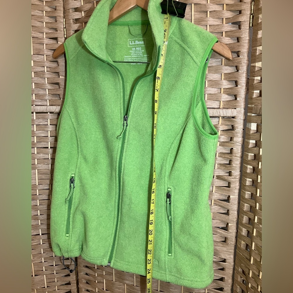 L.L. Bean Bright Green Fleece Vest - Picture 8 of 9
